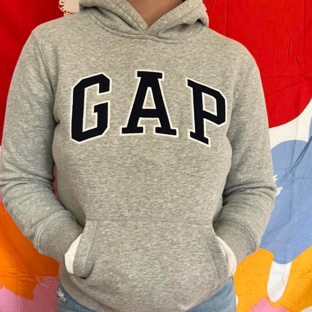 Grey Gap Sweatshirt